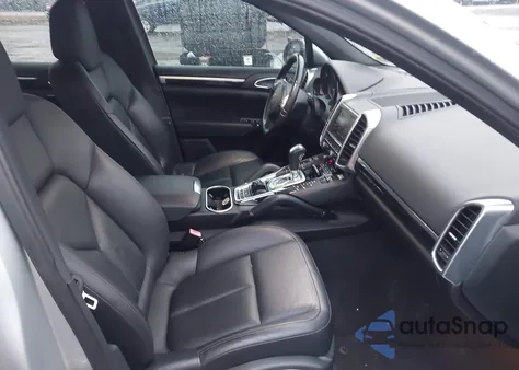 2011 Porsche Cayenne S из США, поврежденный, VIN WP1AB2A29BLA43634